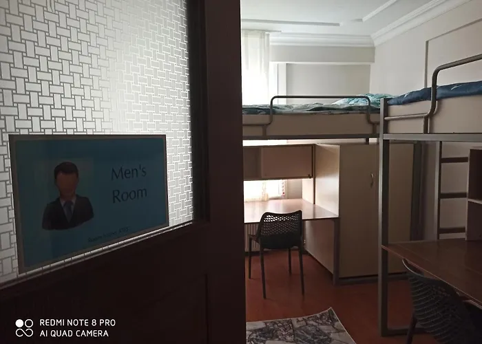 Argeon Luxury Hostal *